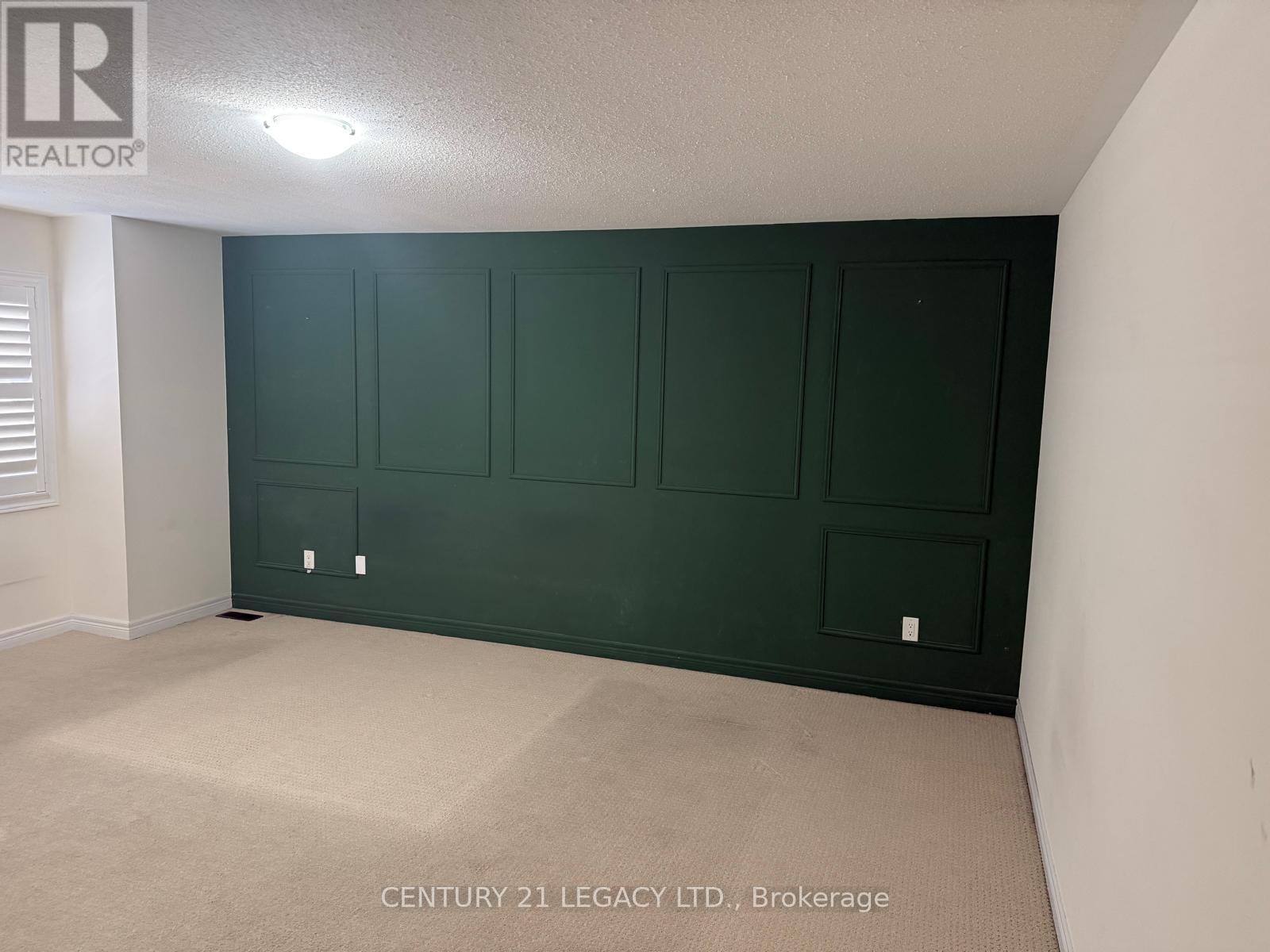 8 George Gray Drive, Brampton, Ontario  L6R 4A3 - Photo 5 - W12458245