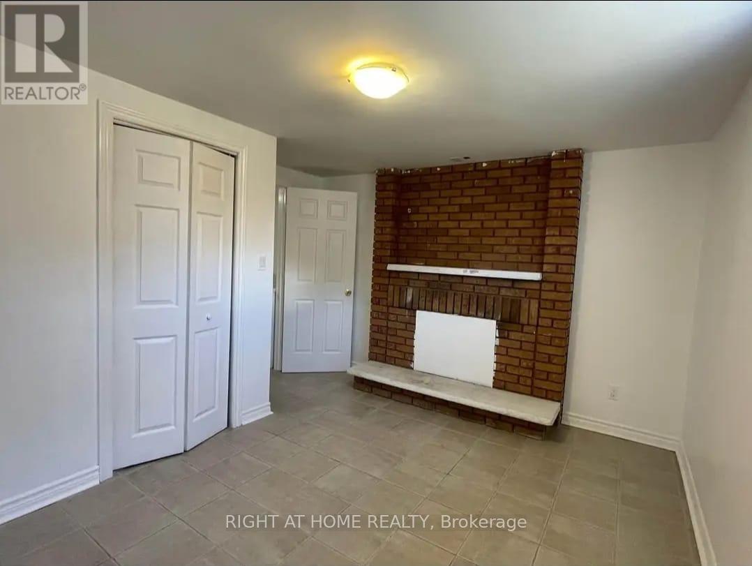 Lower - 16 Prouse Drive, Brampton, Ontario  L6V 3A8 - Photo 7 - W12458268