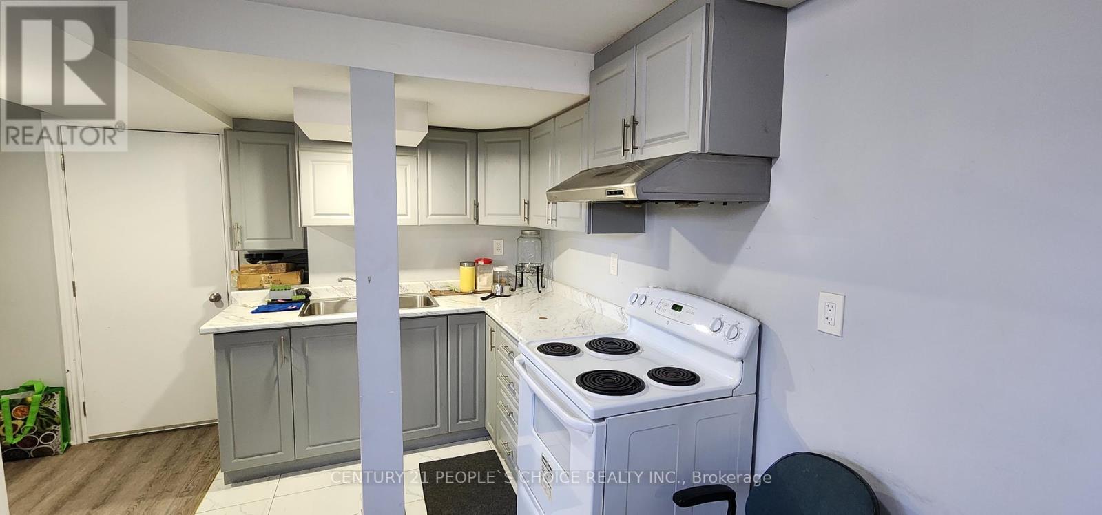 Bsmt - 60 Divinity Circle, Brampton, Ontario  L7A 3Y4 - Photo 6 - W12458273