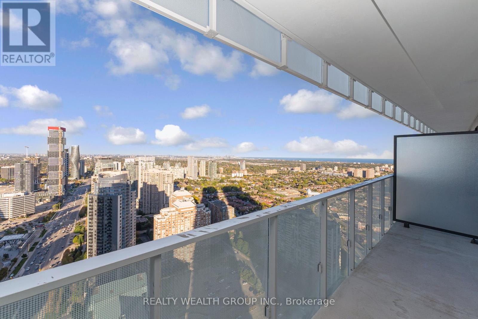 3911 - 3900 Confederation Parkway, Mississauga, Ontario  L5B 0M3 - Photo 2 - W12458283