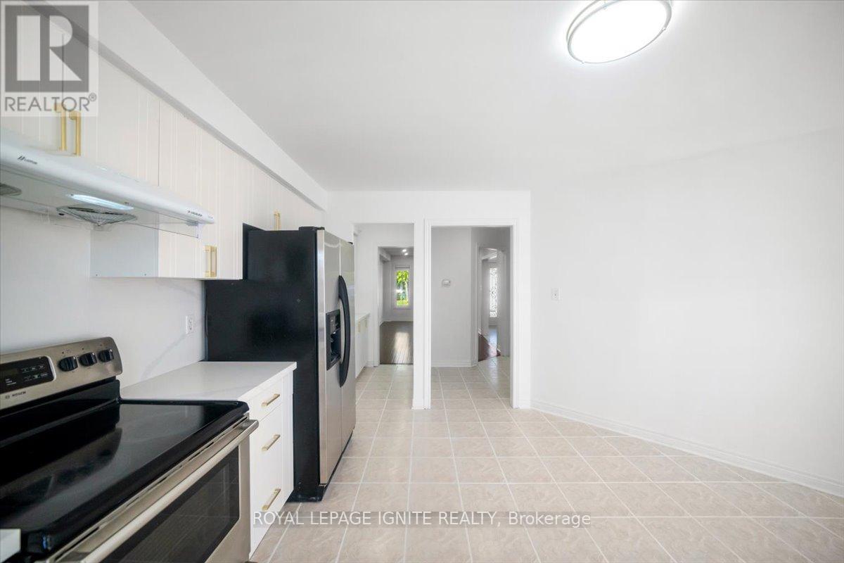63 Eastbrook Way, Brampton, Ontario  L6P 1K6 - Photo 15 - W12458287