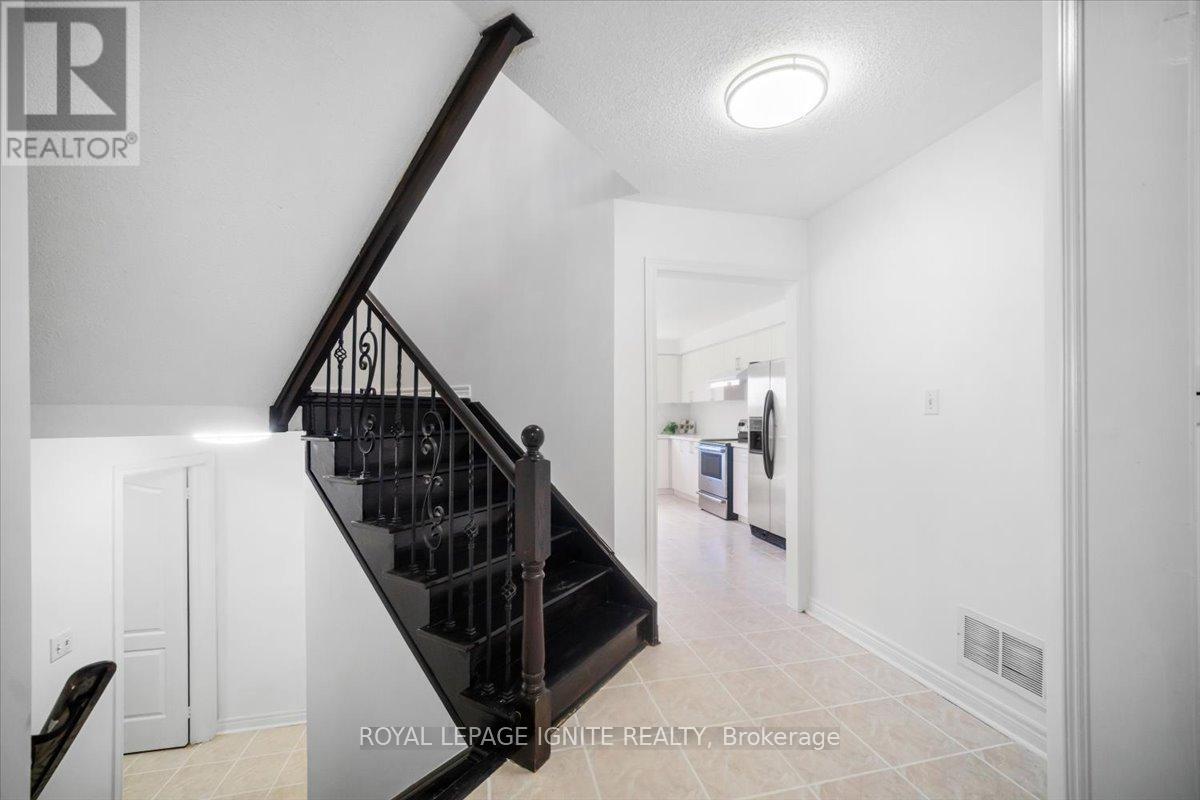 63 Eastbrook Way, Brampton, Ontario  L6P 1K6 - Photo 26 - W12458287