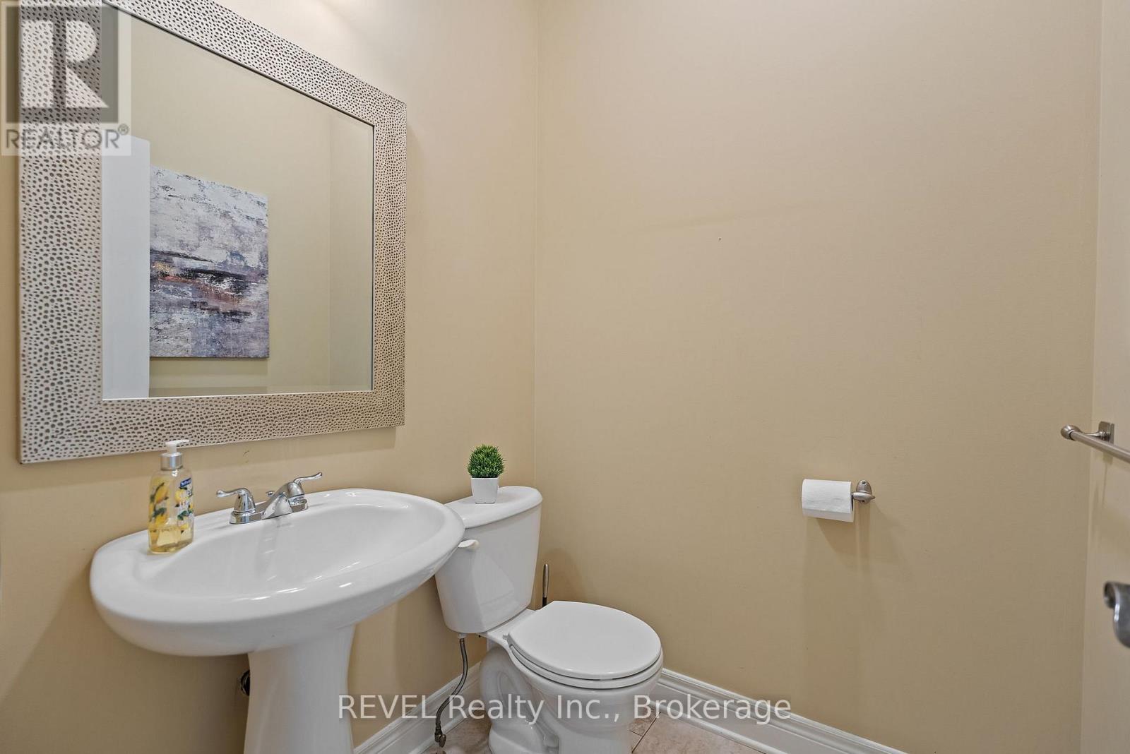 6718 Domenic Crescent, Niagara Falls, Ontario  L2J 4L5 - Photo 32 - X12458299