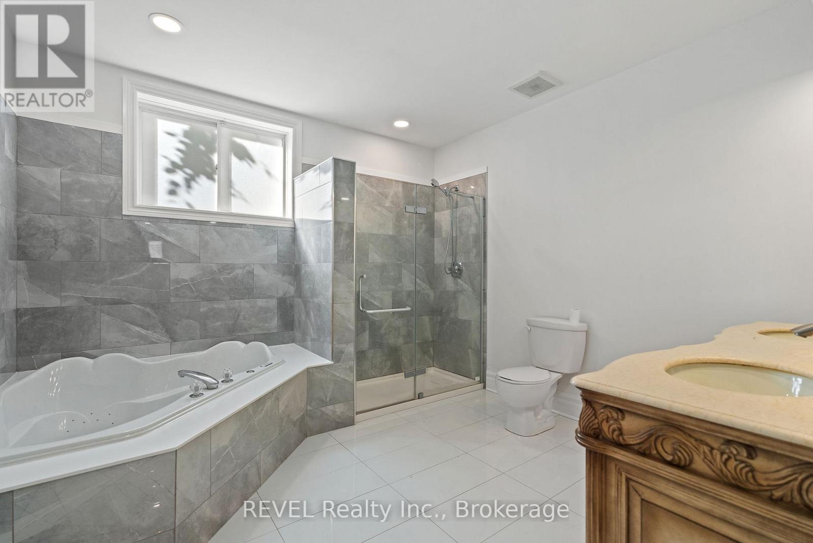 6718 Domenic Crescent, Niagara Falls, Ontario  L2J 4L5 - Photo 41 - X12458299