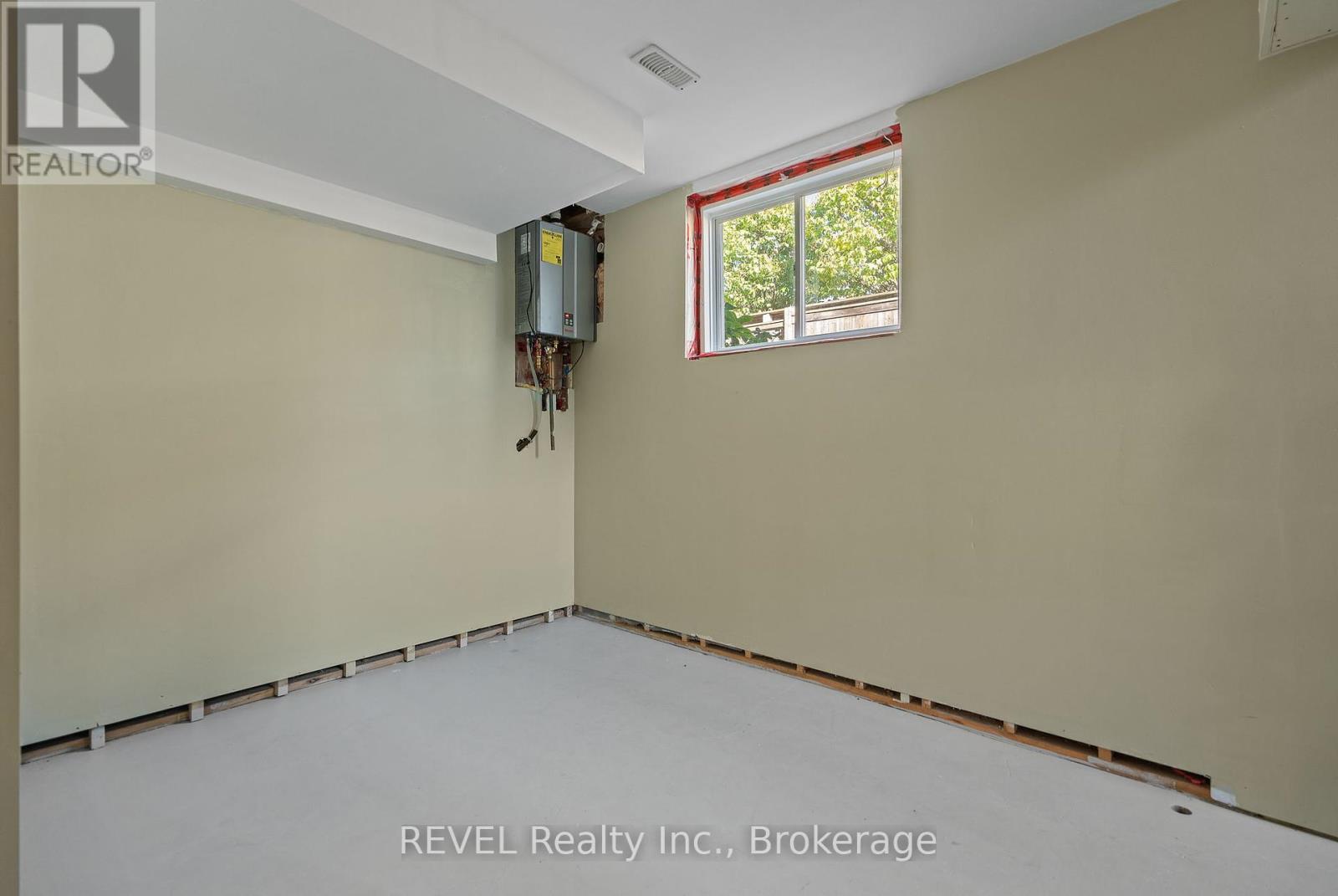 6718 Domenic Crescent, Niagara Falls, Ontario  L2J 4L5 - Photo 43 - X12458299