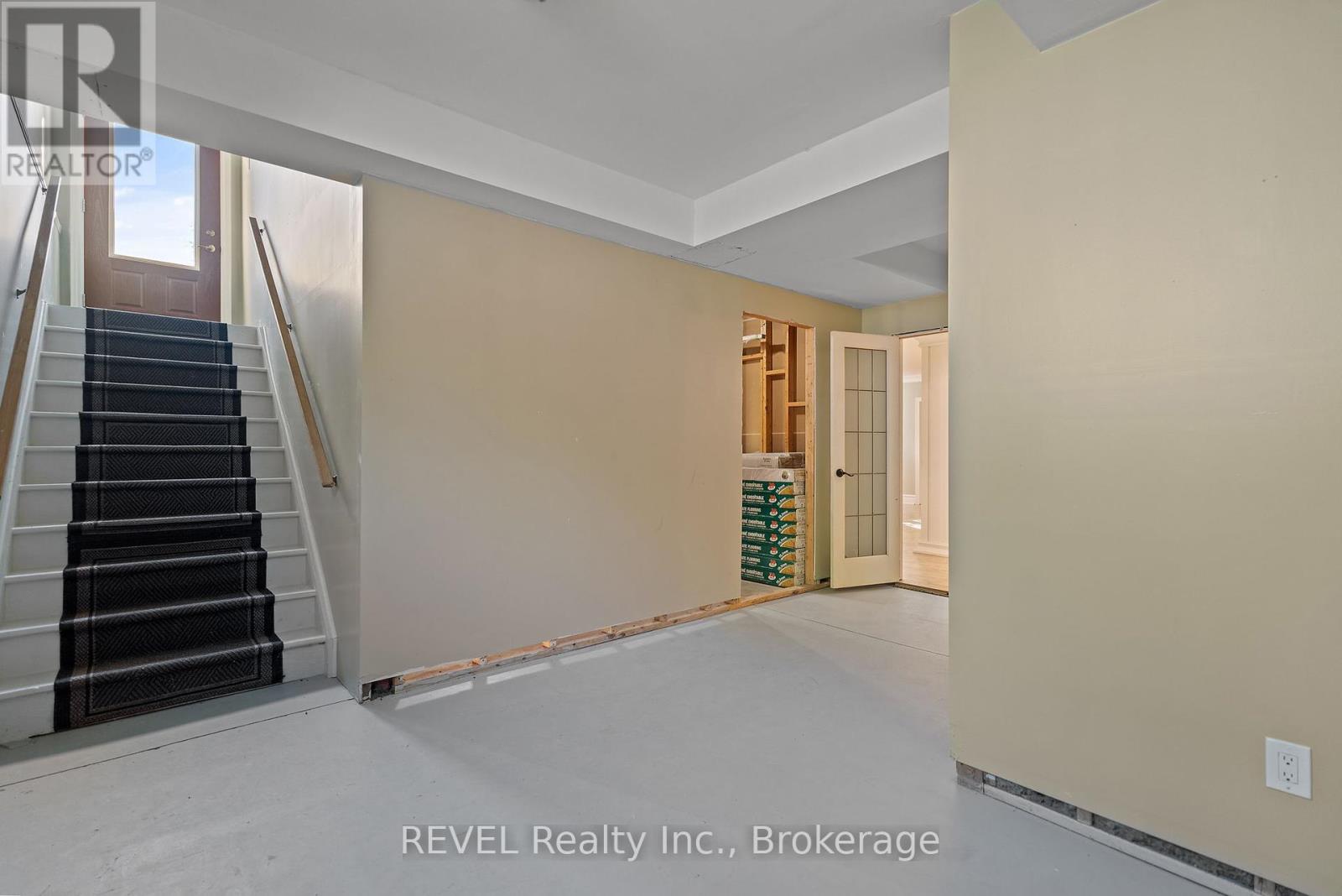 6718 Domenic Crescent, Niagara Falls, Ontario  L2J 4L5 - Photo 44 - X12458299