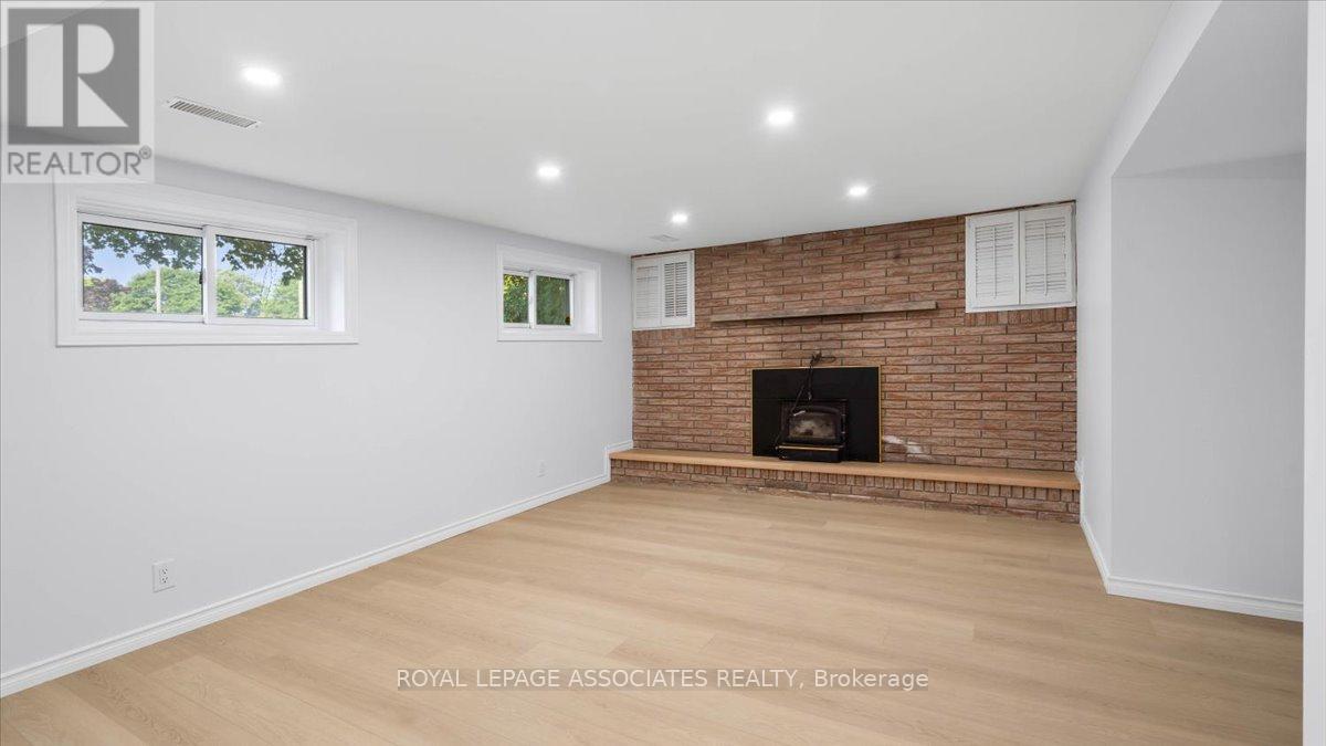 27 Janlyn Crescent, Belleville, Ontario  K8N 1L1 - Photo 33 - X12449565