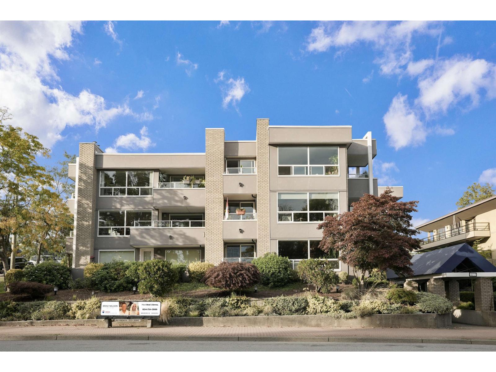 304 15717 MARINE DRIVE, White Rock, British Columbia