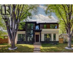 3444 Lane Crescent SW Lakeview