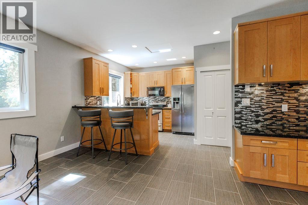 1356 Roberts Creek Road, Roberts Creek, British Columbia  V0N 2W1 - Photo 36 - R2952099