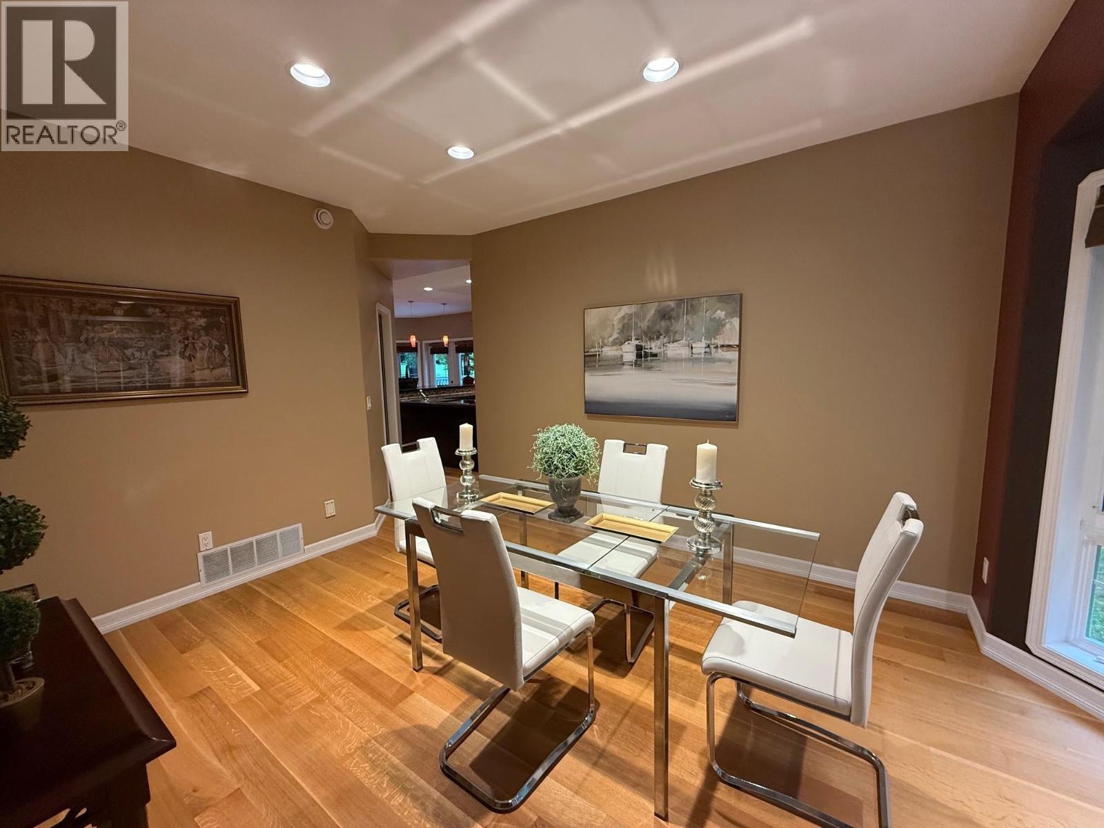 1356 Roberts Creek Road, Roberts Creek, British Columbia  V0N 2W1 - Photo 5 - R2952099