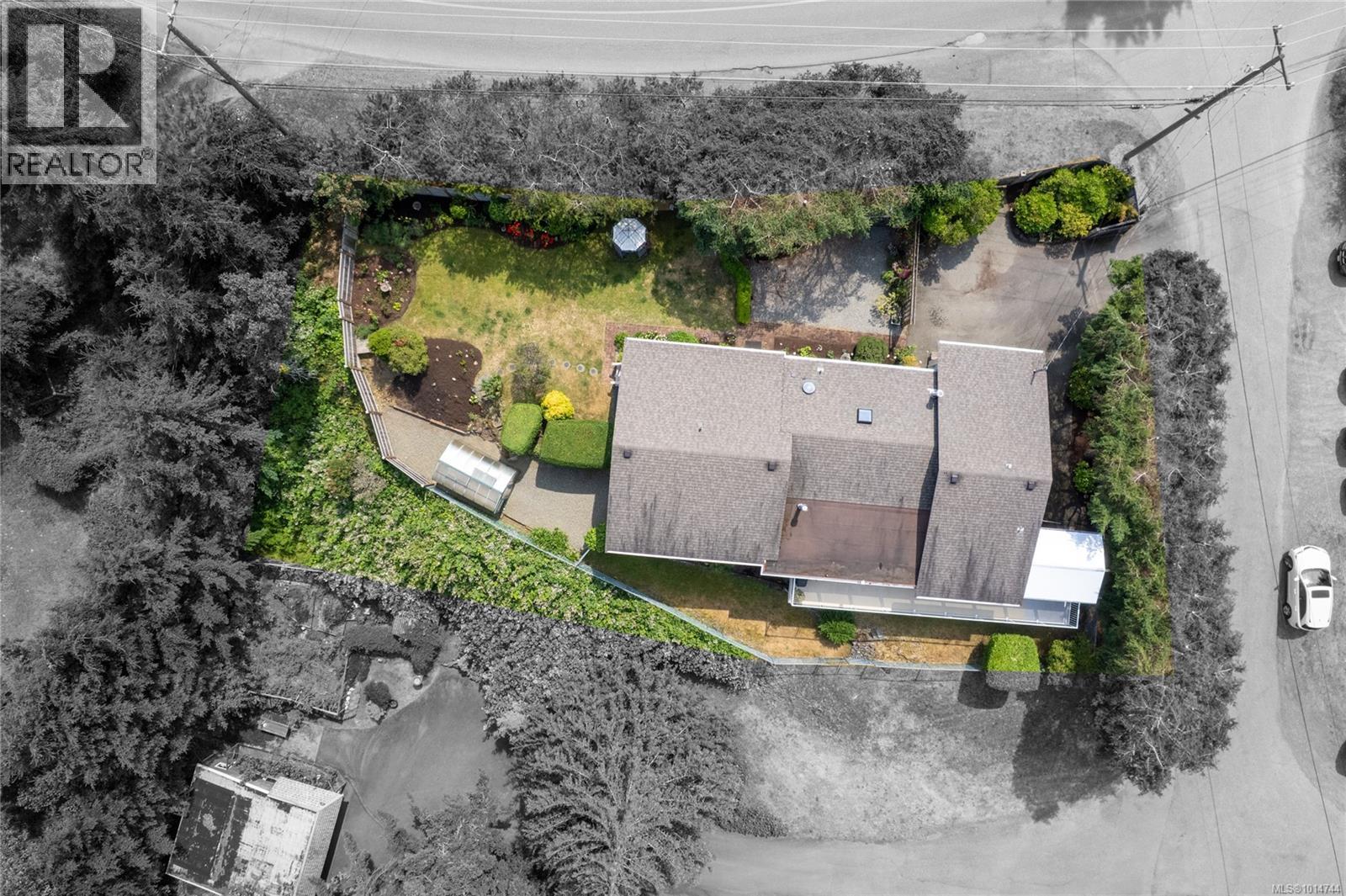 Property at 3022 Park Pl image 2