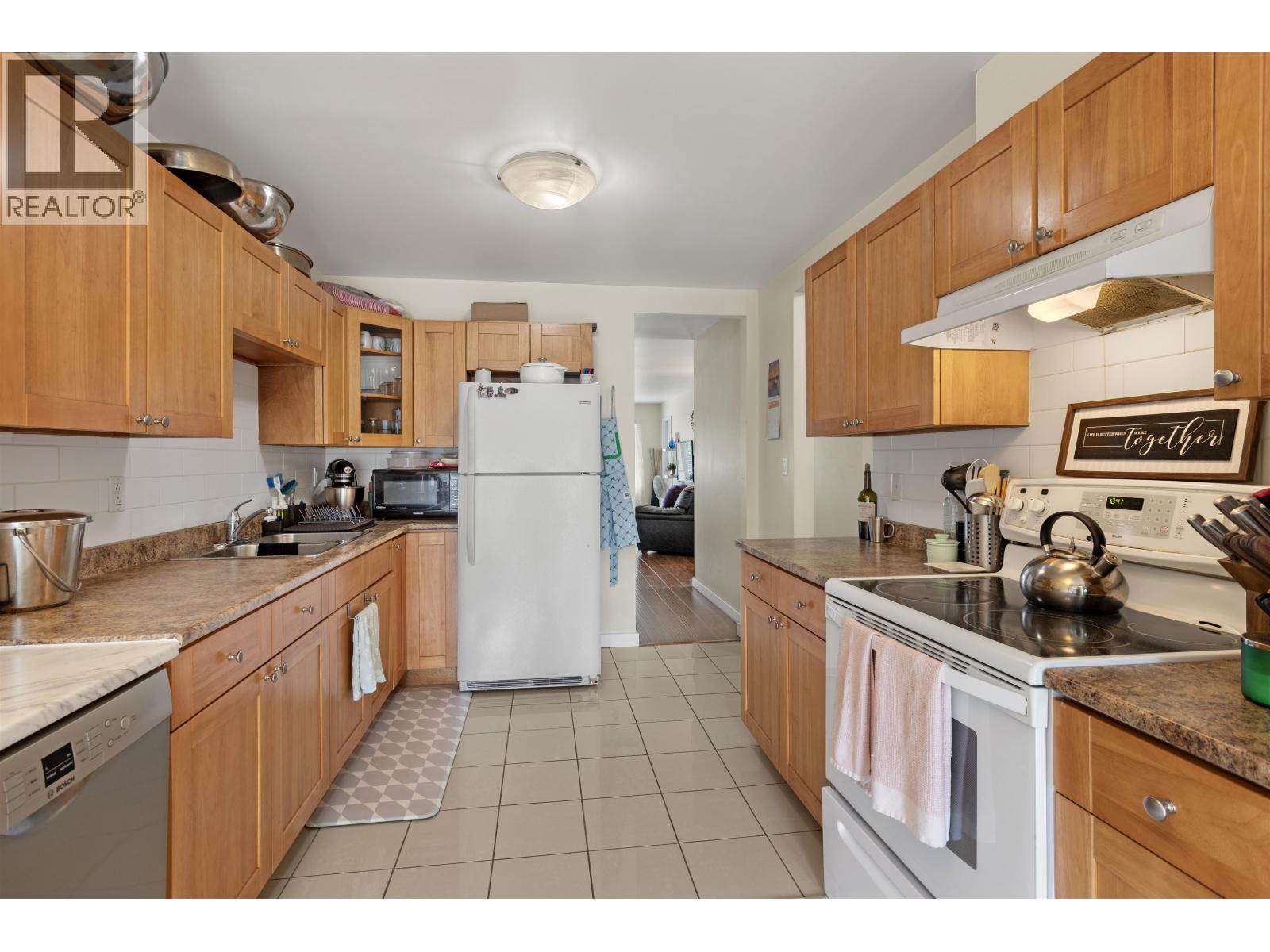 3421-3423 Edinburgh Street, Port Coquitlam, British Columbia  V3B 4K4 - Photo 12 - R3057631