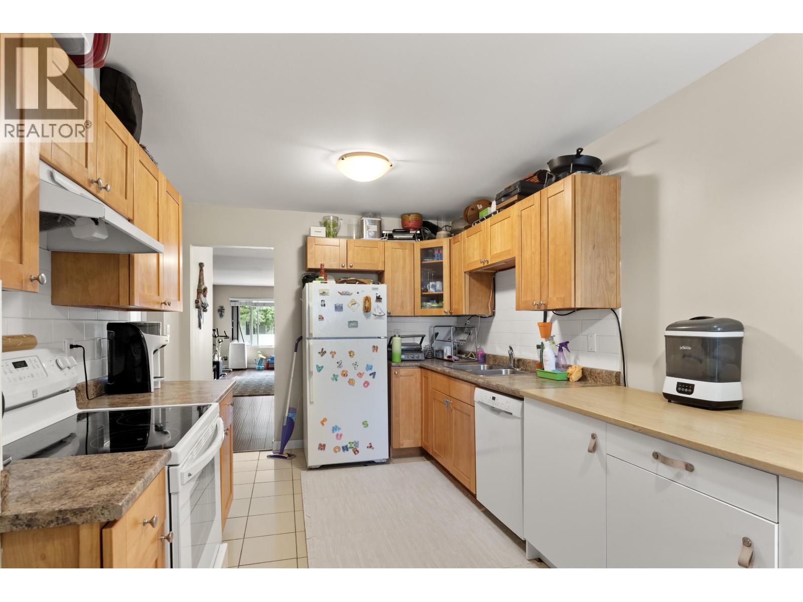 3421-3423 Edinburgh Street, Port Coquitlam, British Columbia  V3B 4K4 - Photo 7 - R3057631