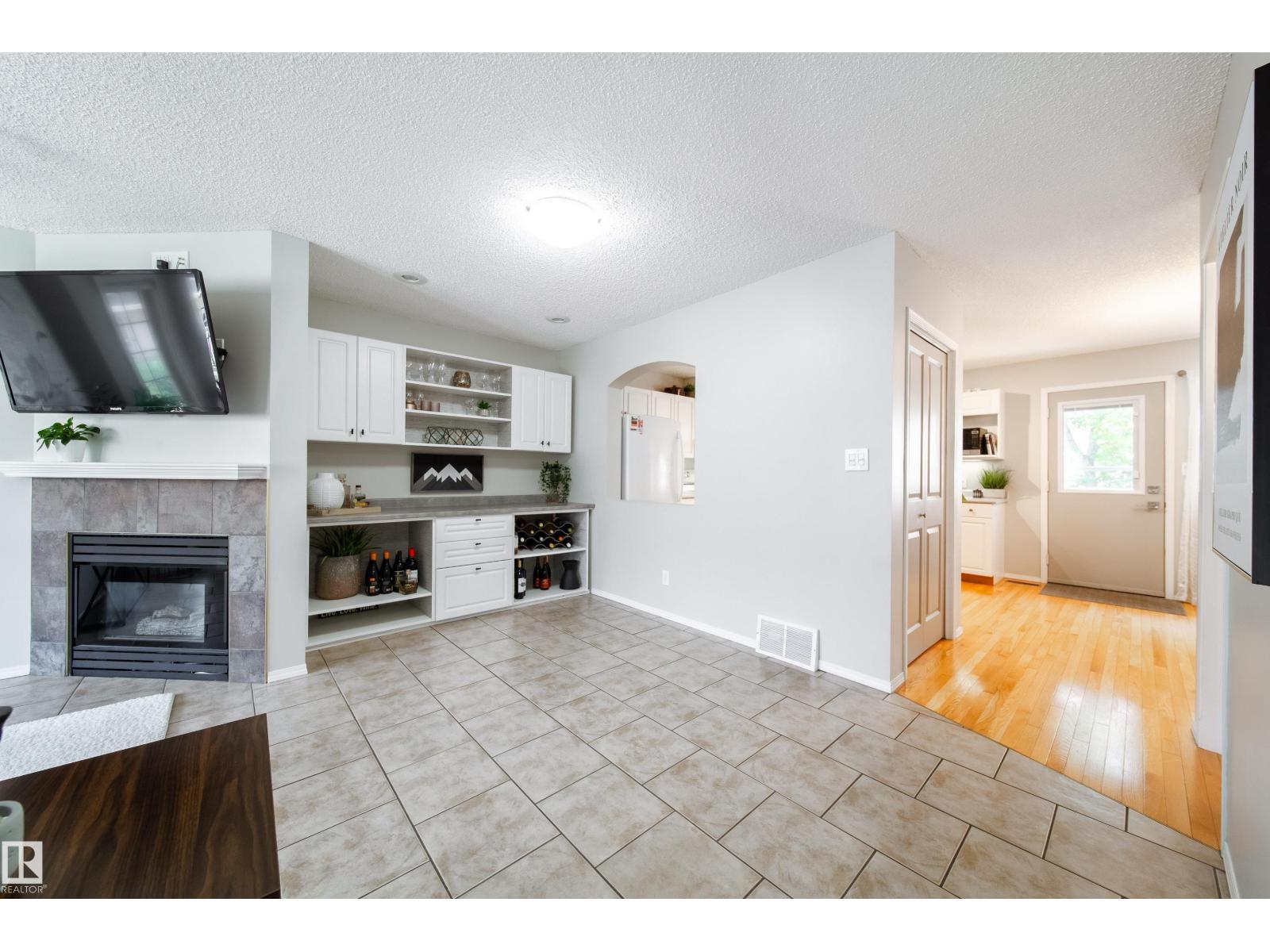 1644 Jamha Rd Nw, Edmonton, Alberta  T6L 6V7 - Photo 5 - E4461820