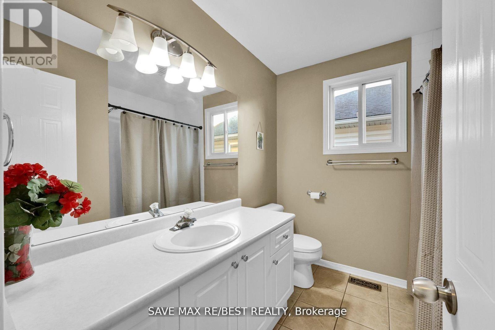 1143 Blackmaple Drive, London East, Ontario  N5Y 5V3 - Photo 24 - X12458241