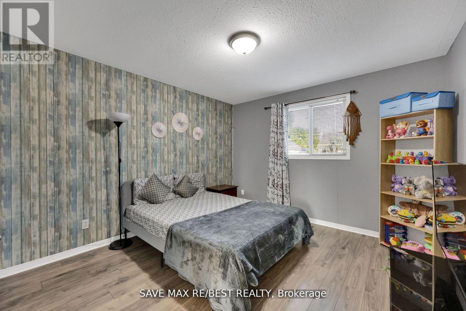 1143 Blackmaple Drive, London East, Ontario  N5Y 5V3 - Photo 27 - X12458241