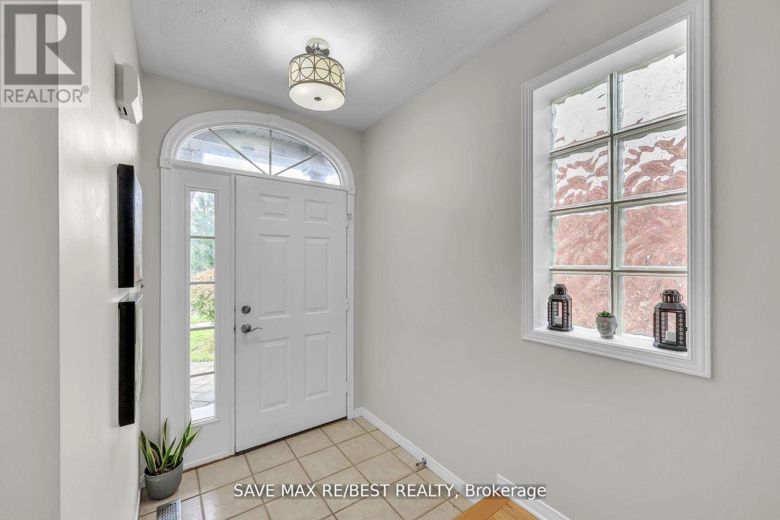 1143 Blackmaple Drive, London East, Ontario  N5Y 5V3 - Photo 6 - X12458241