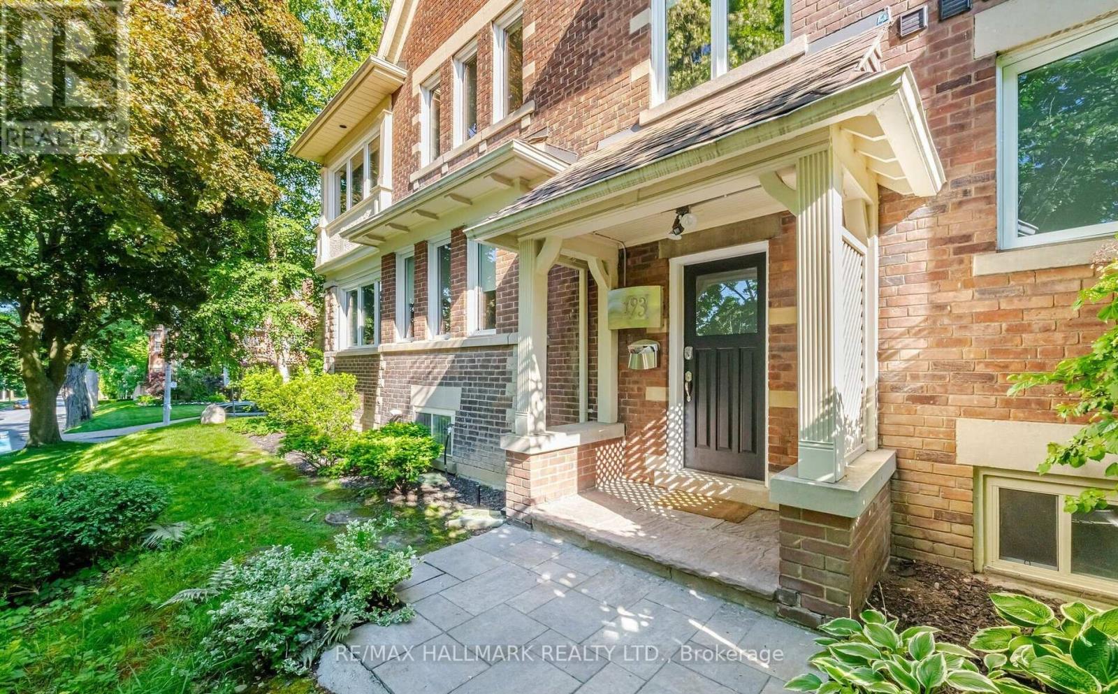 3rd Fl - 193 Heath Street W, Toronto, Ontario  M4V 1V3 - Photo 2 - C12458302