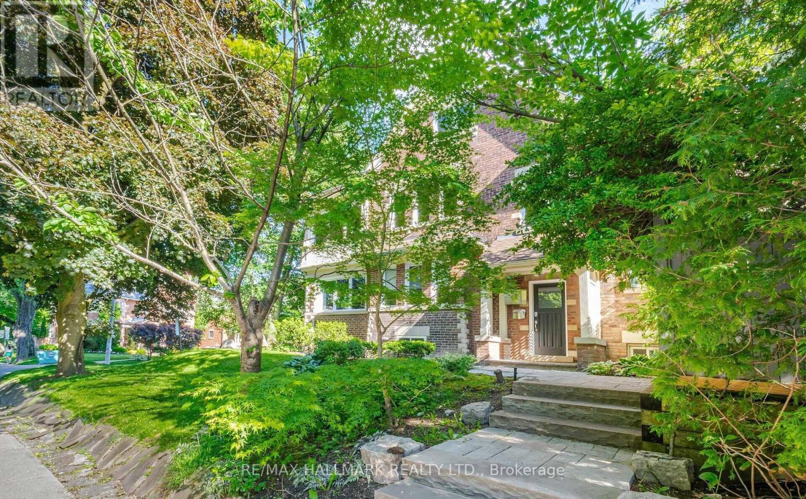 3rd Fl - 193 Heath Street W, Toronto, Ontario  M4V 1V3 - Photo 20 - C12458302