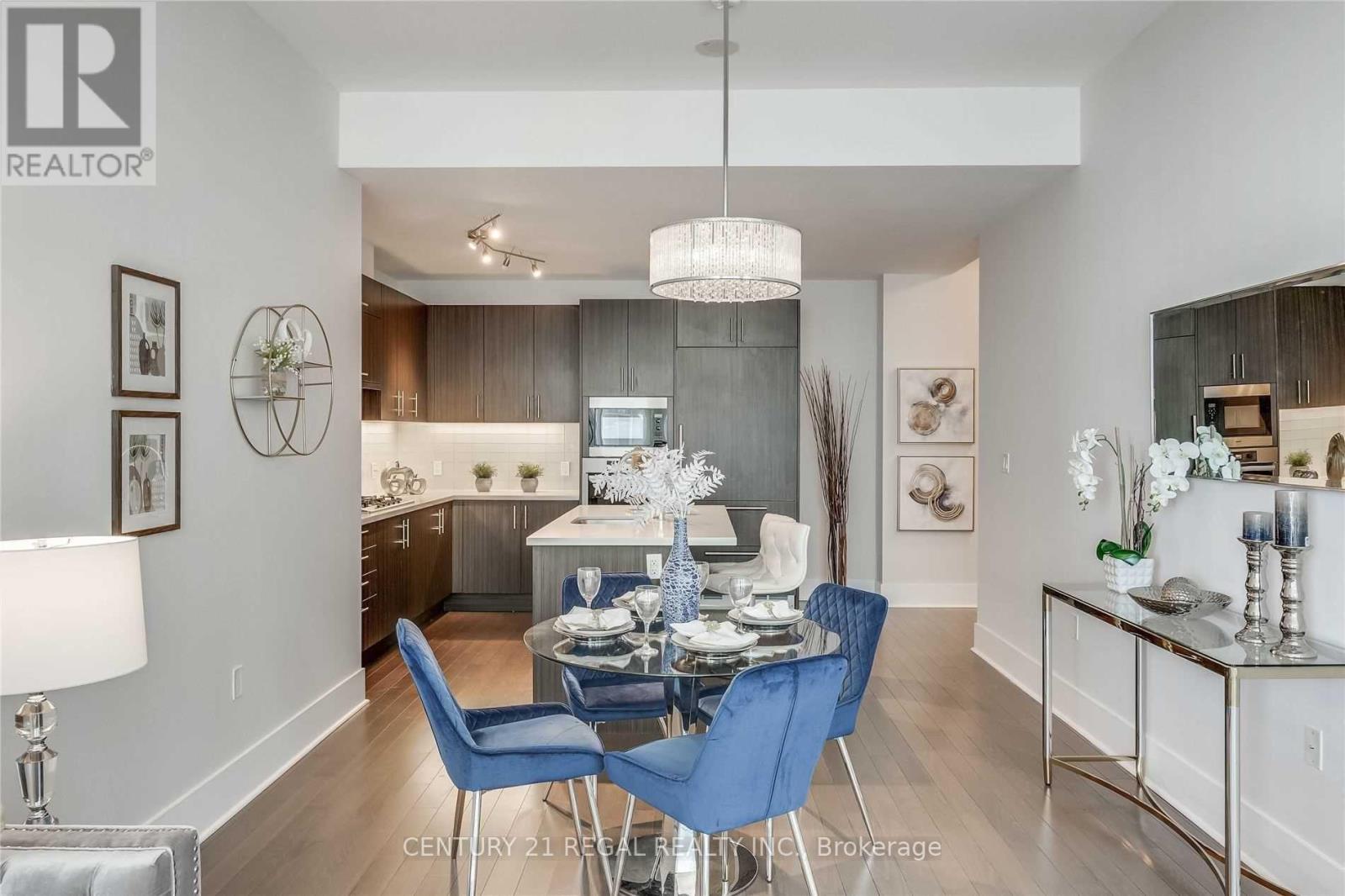 29 Queens Quay E, Toronto, Ontario  M5E 0A4 - Photo 11 - C12458308