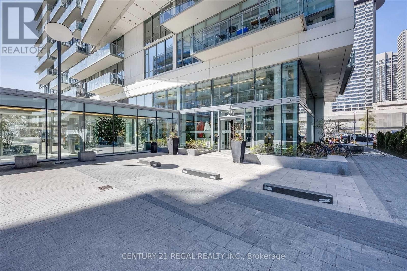 29 Queens Quay E, Toronto, Ontario  M5E 0A4 - Photo 2 - C12458308