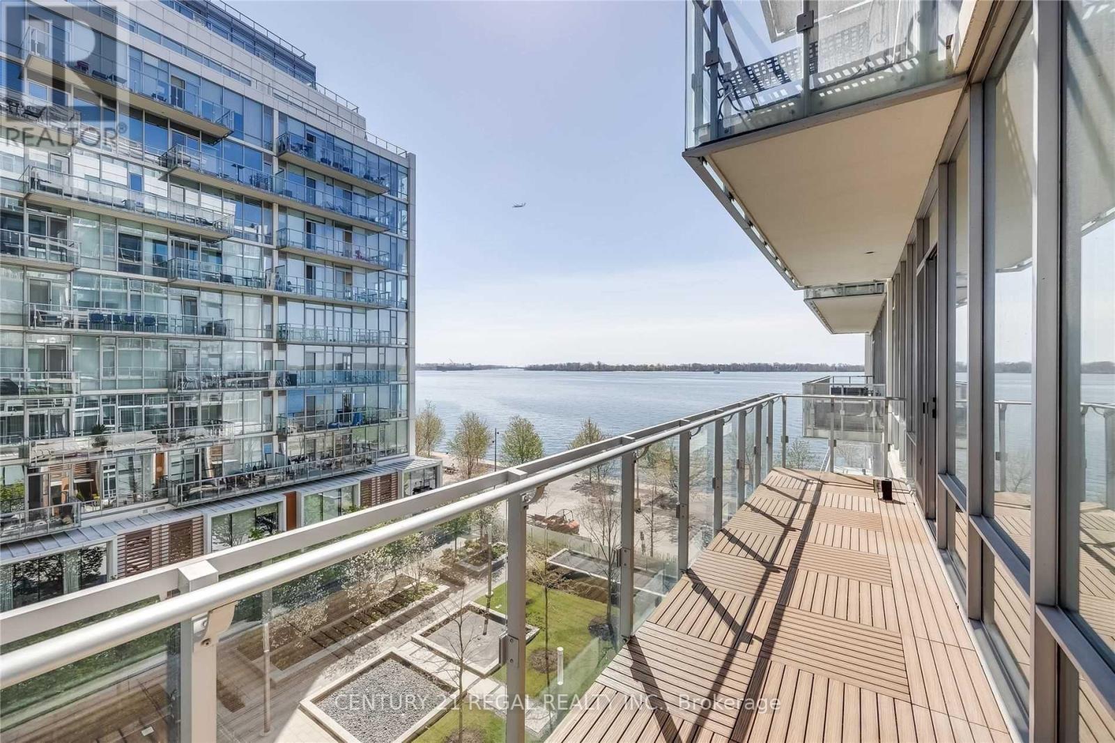 29 Queens Quay E, Toronto, Ontario  M5E 0A4 - Photo 26 - C12458308