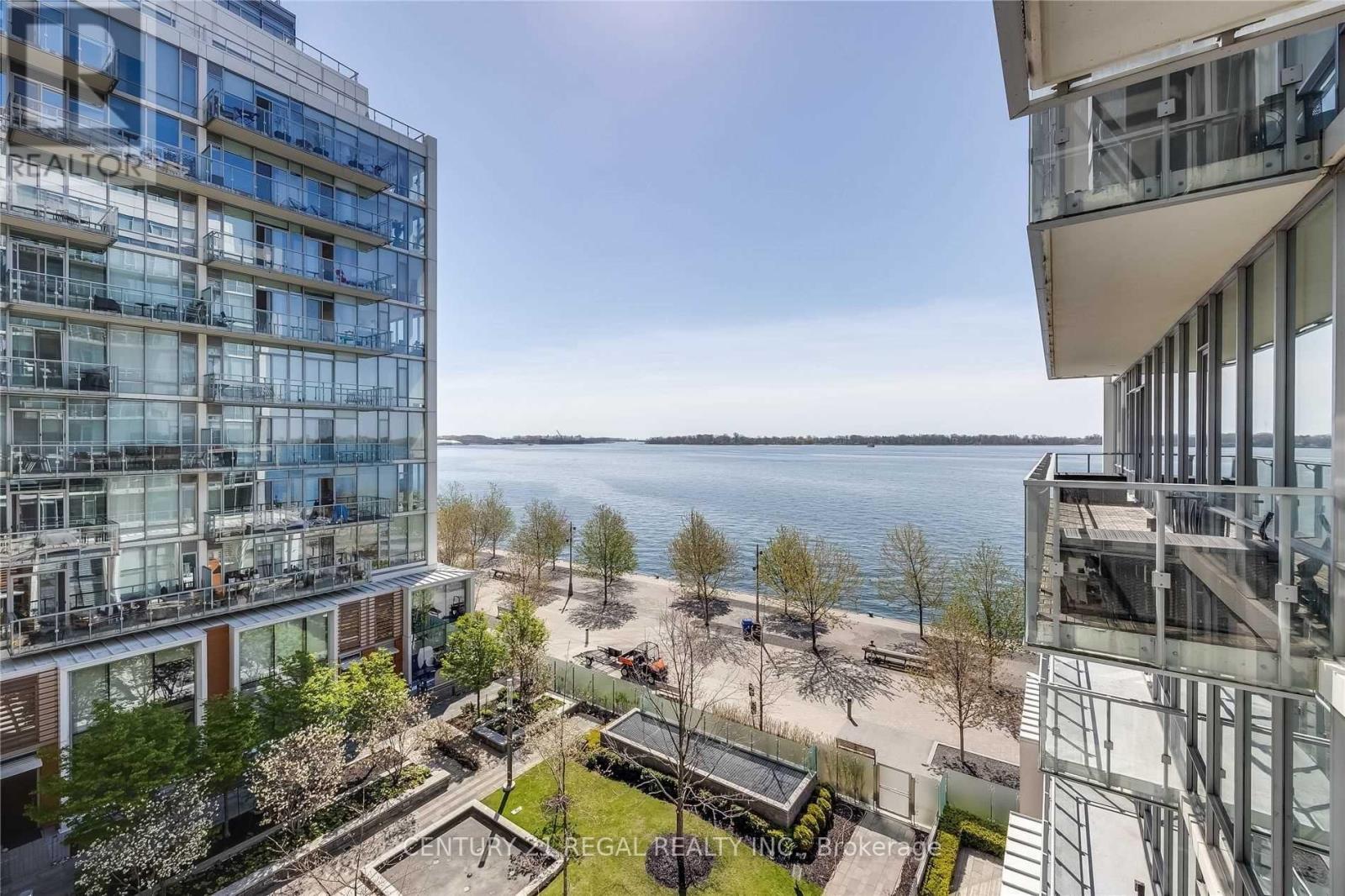 29 Queens Quay E, Toronto, Ontario  M5E 0A4 - Photo 28 - C12458308