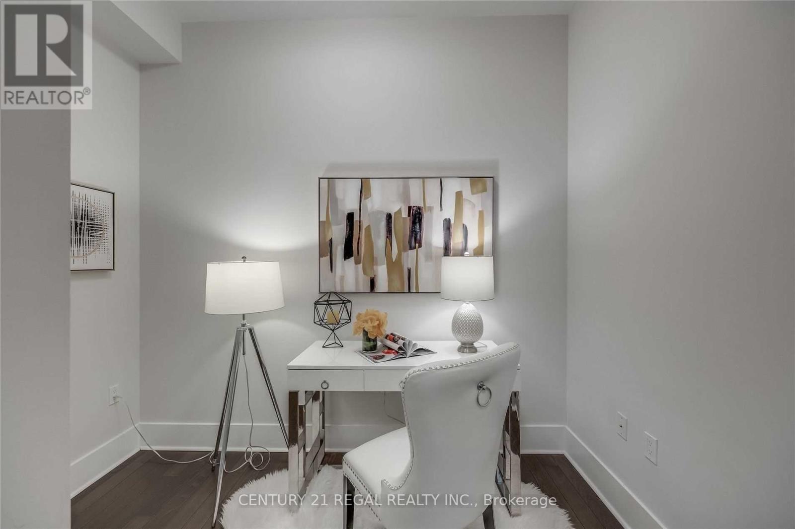 29 Queens Quay E, Toronto, Ontario  M5E 0A4 - Photo 5 - C12458308