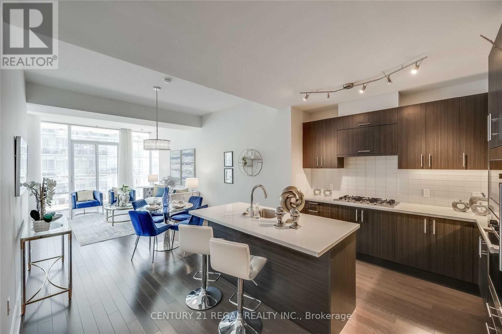 29 Queens Quay E, Toronto, Ontario  M5E 0A4 - Photo 9 - C12458308