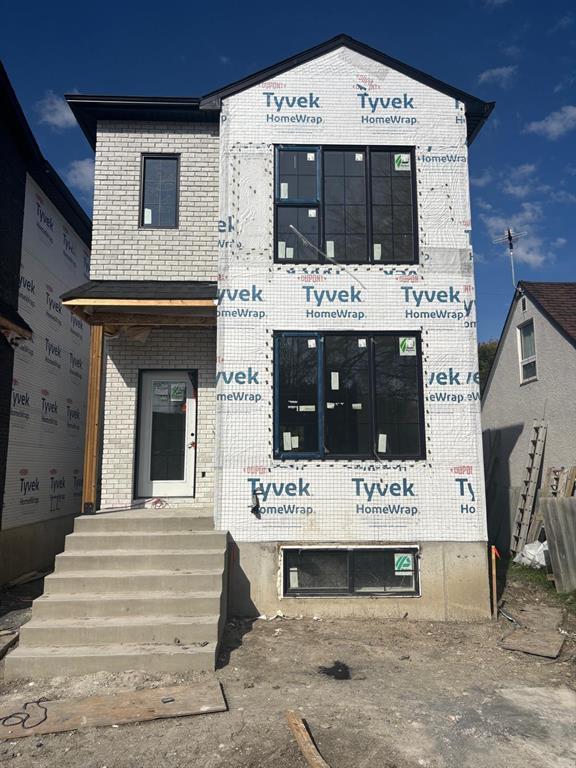 77 Thorndale Avenue, Winnipeg, Manitoba  R2M 1C7 - Photo 1 - 202525950