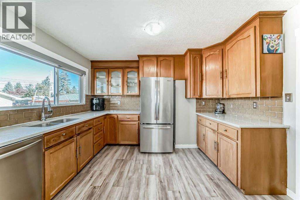 5414 Valentine Crescent Se, Calgary, Alberta  t2a 5k6 - Photo 7 - A2263853