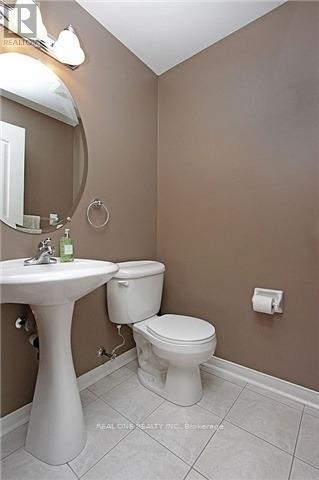 78 Bassett Avenue, Richmond Hill, Ontario  L4B 4G1 - Photo 6 - N12458294