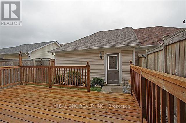 78 Bassett Avenue, Richmond Hill, Ontario  L4B 4G1 - Photo 9 - N12458294