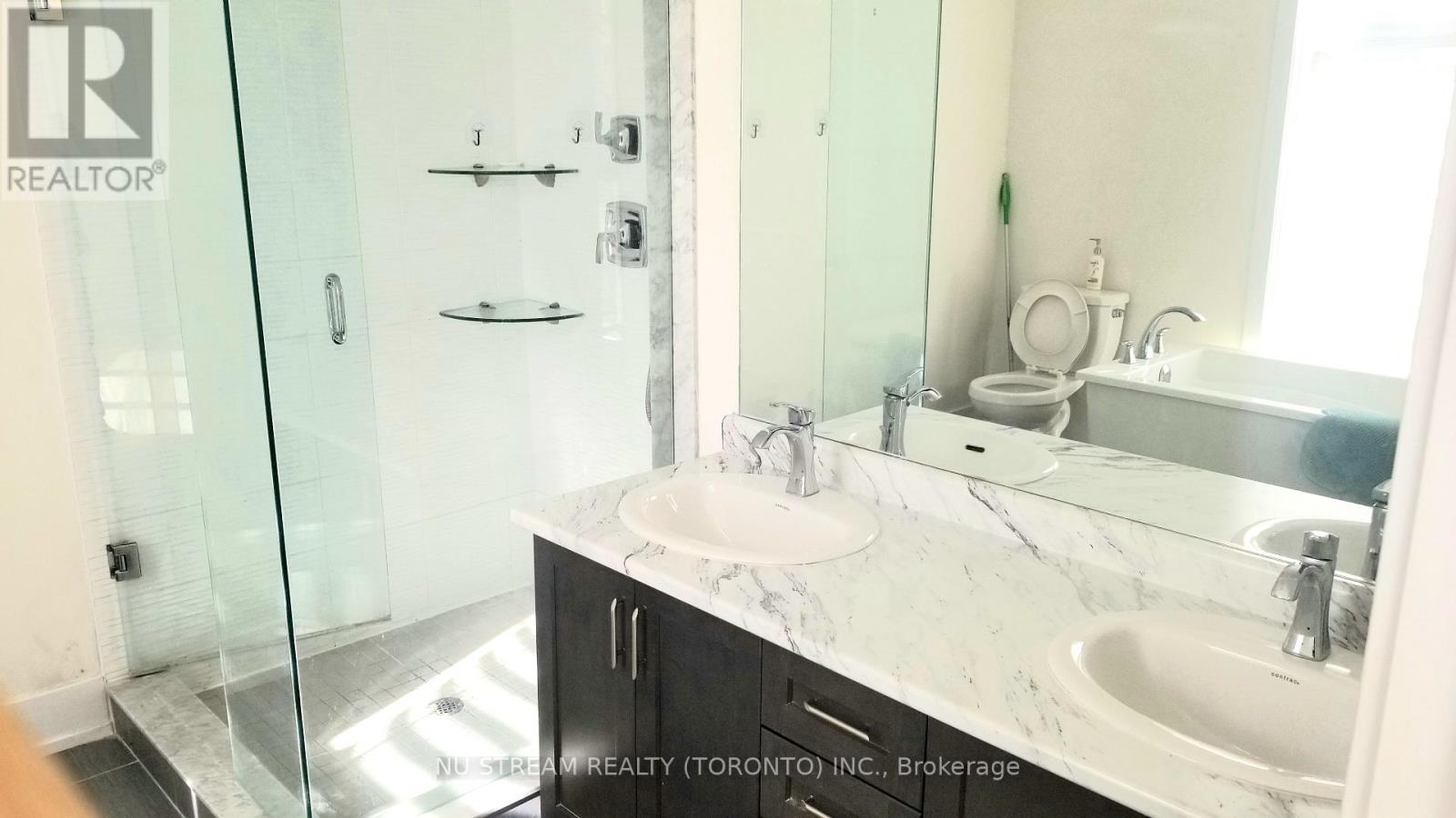 48 Crestridge Drive, Vaughan, Ontario  L4J 0K1 - Photo 12 - N12458295