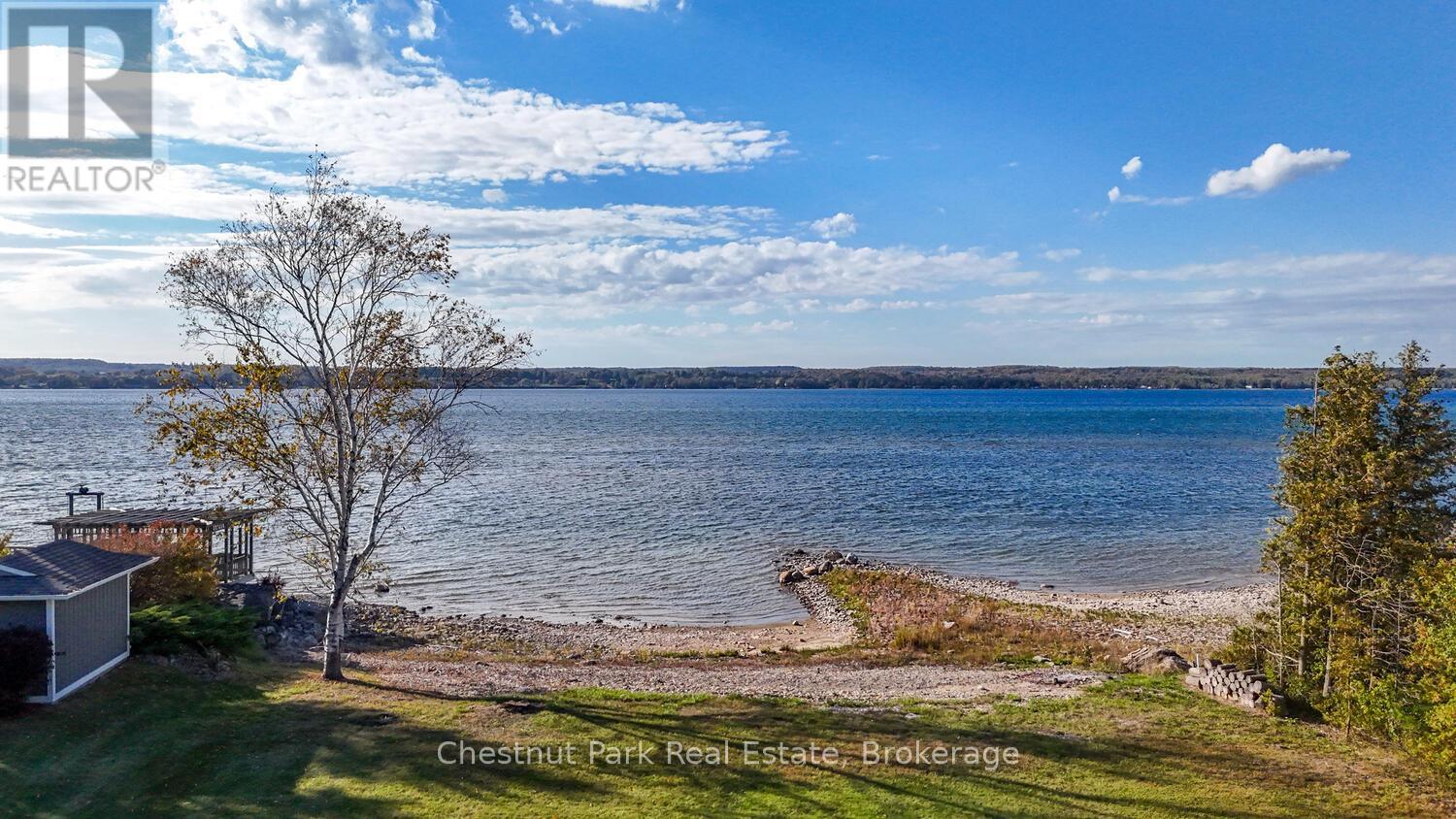 3573 East Bayshore Road, Owen Sound, Ontario  N4K 5N3 - Photo 14 - X12458358