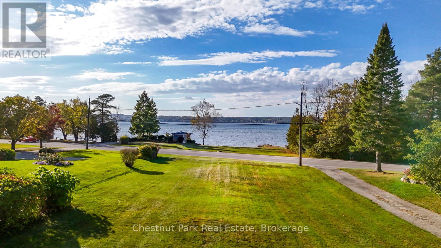 3573 East Bayshore Road, Owen Sound, Ontario  N4K 5N3 - Photo 23 - X12458358