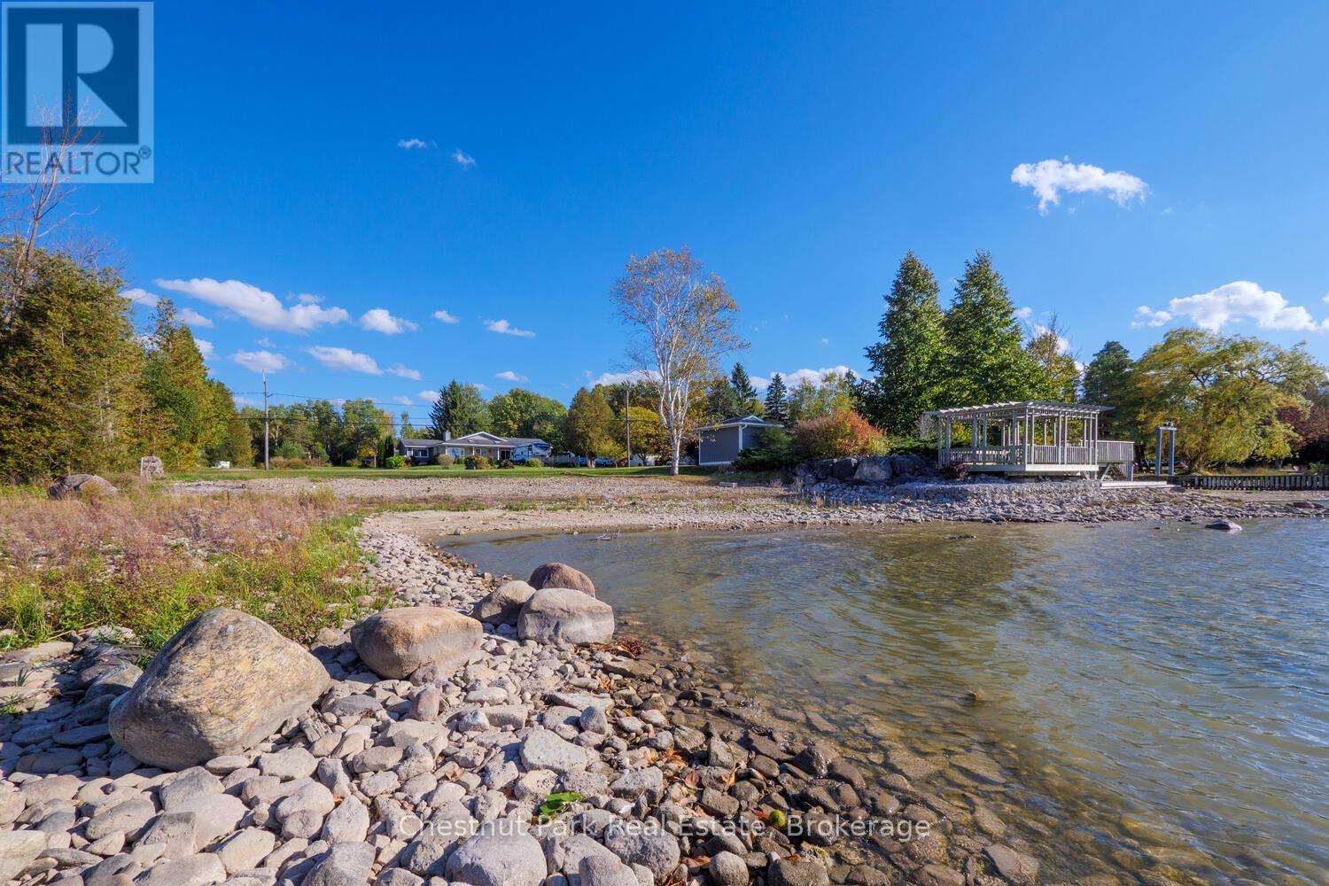 3573 East Bayshore Road, Owen Sound, Ontario  N4K 5N3 - Photo 5 - X12458358