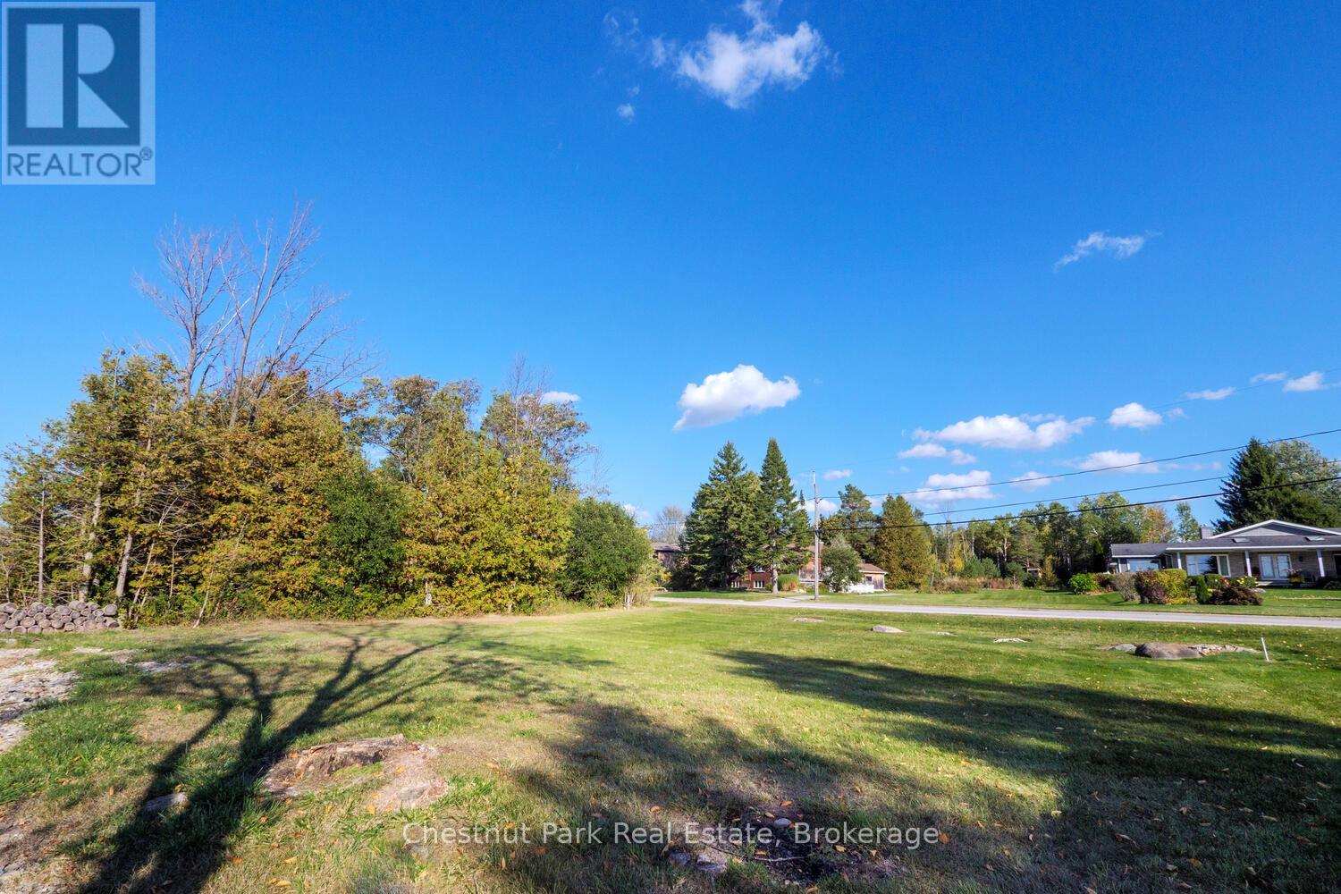 3573 East Bayshore Road, Owen Sound, Ontario  N4K 5N3 - Photo 6 - X12458358