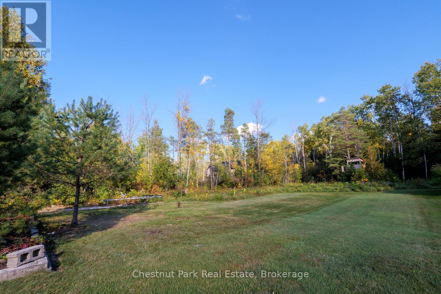 3573 East Bayshore Road, Owen Sound, Ontario  N4K 5N3 - Photo 8 - X12458358