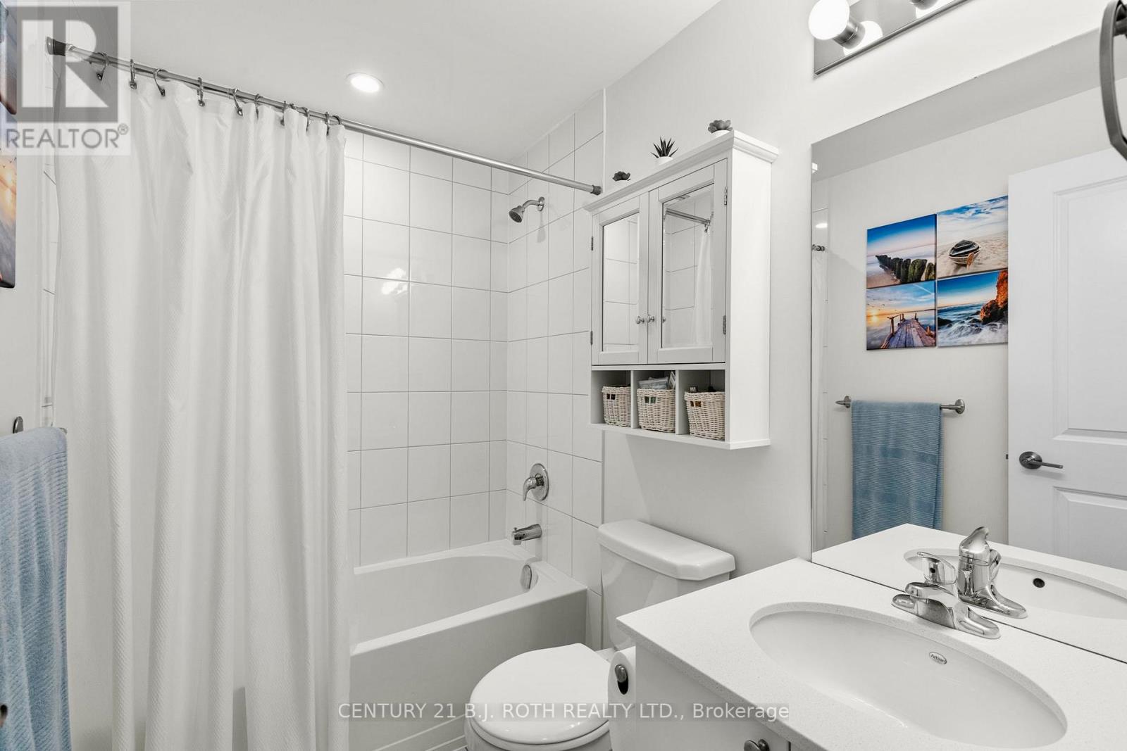 204 - 300 Essa Road, Barrie, Ontario  L9J 0B9 - Photo 14 - S12450070
