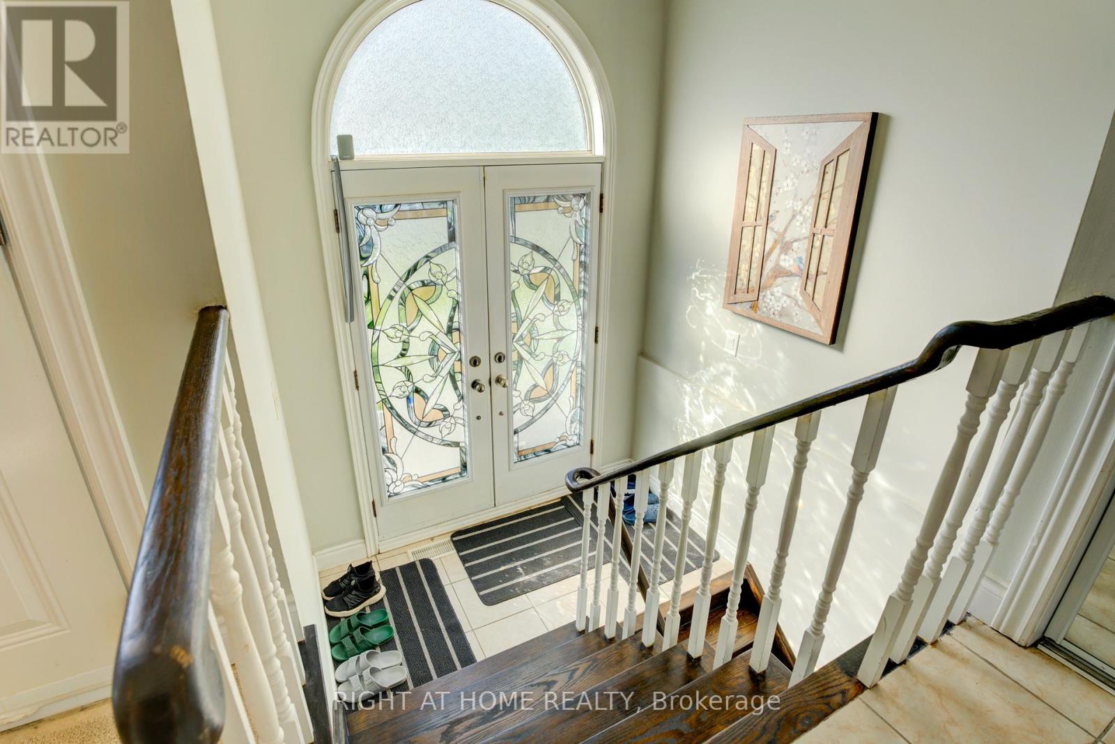 208 Meadows Boulevard, Mississauga, Ontario  L4Z 1J9 - Photo 2 - W12458290