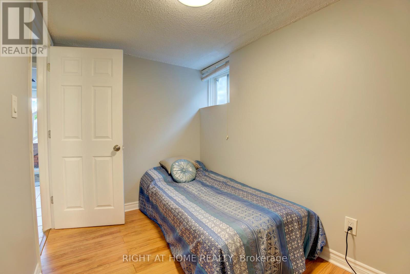 208 Meadows Boulevard, Mississauga, Ontario  L4Z 1J9 - Photo 28 - W12458290