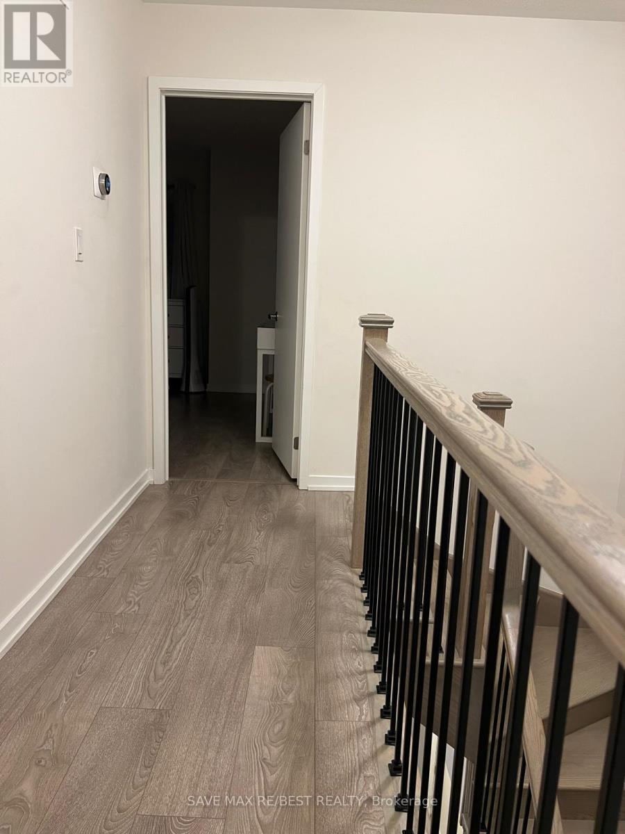 10 Heathrow Lane, Caledon, Ontario  L7E 4M4 - Photo 19 - W12458305