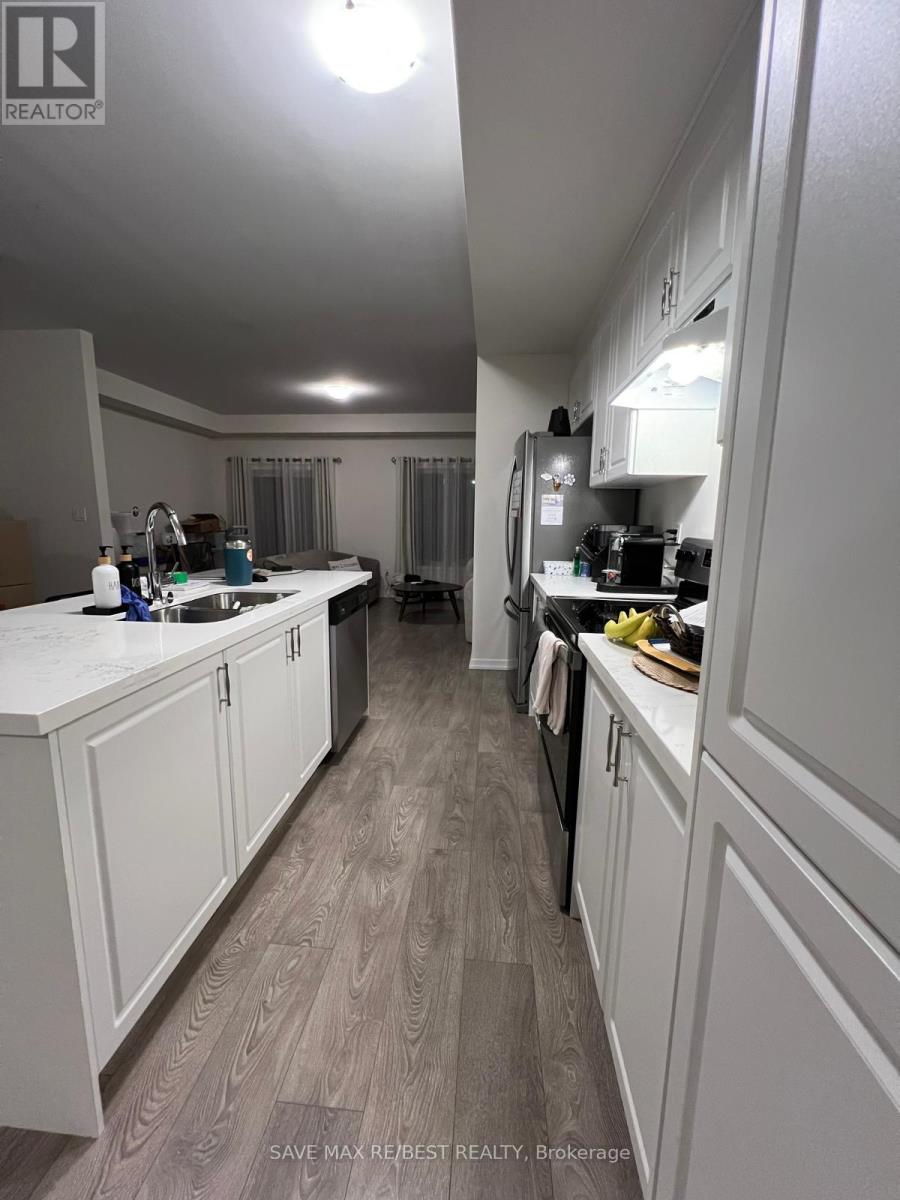 10 Heathrow Lane, Caledon, Ontario  L7E 4M4 - Photo 24 - W12458305