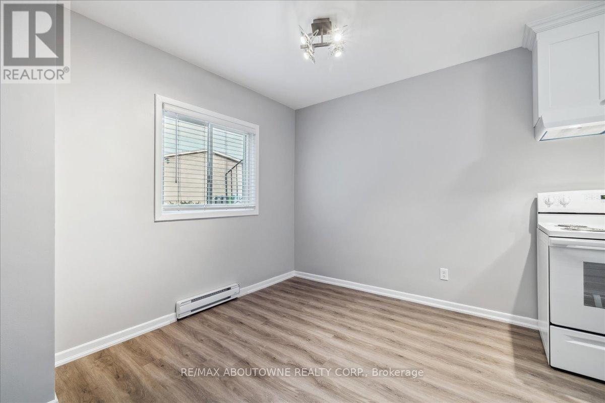 1 - 2350 Queensway Drive, Burlington, Ontario  L7R 3T3 - Photo 19 - W12458306