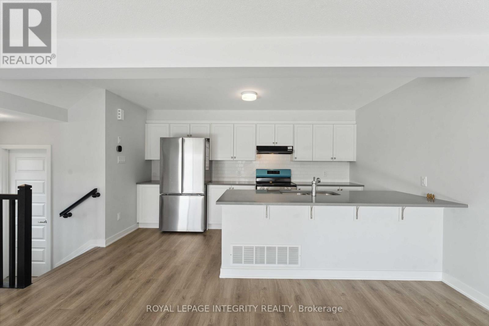 571 Woven Pvt Private, Ottawa, Ontario  K2S 3B2 - Photo 12 - X12458342