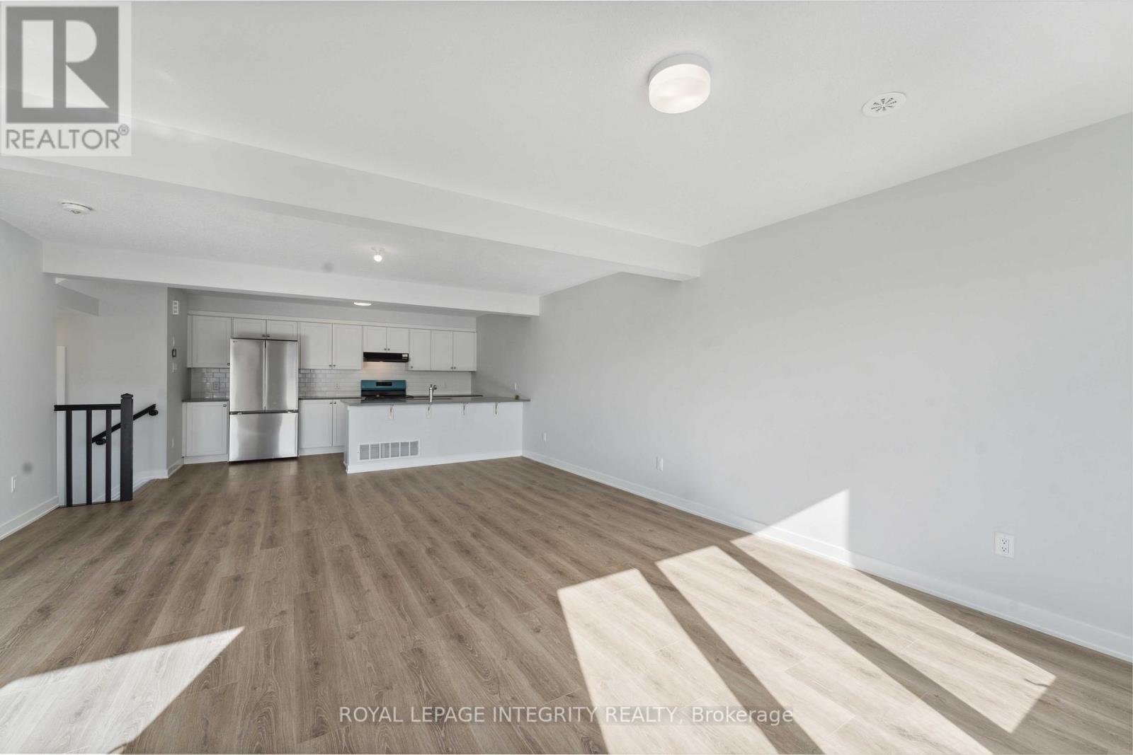 571 Woven Pvt Private, Ottawa, Ontario  K2S 3B2 - Photo 17 - X12458342