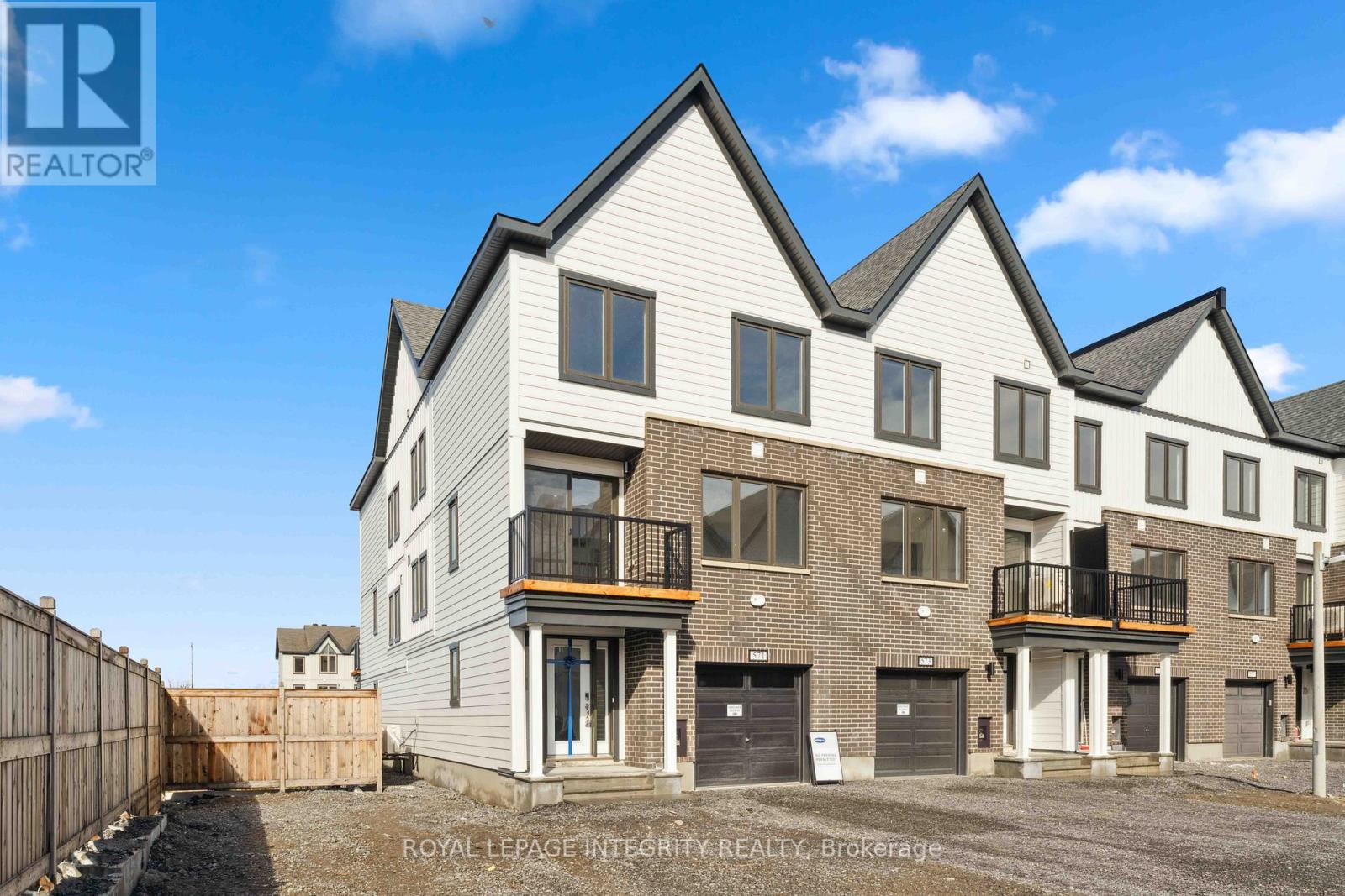 571 Woven Pvt Private, Ottawa, Ontario  K2S 3B2 - Photo 2 - X12458342