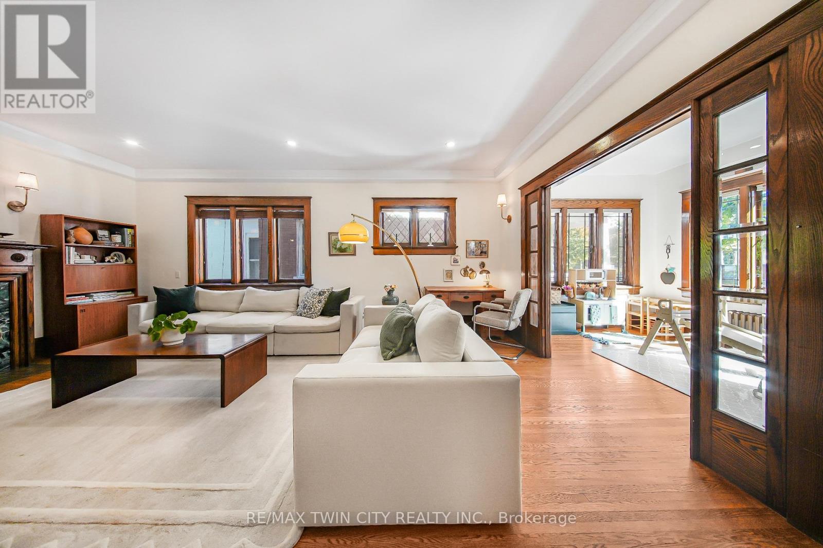 60 Heins Avenue, Kitchener, Ontario  N2G 1Z8 - Photo 10 - X12458301